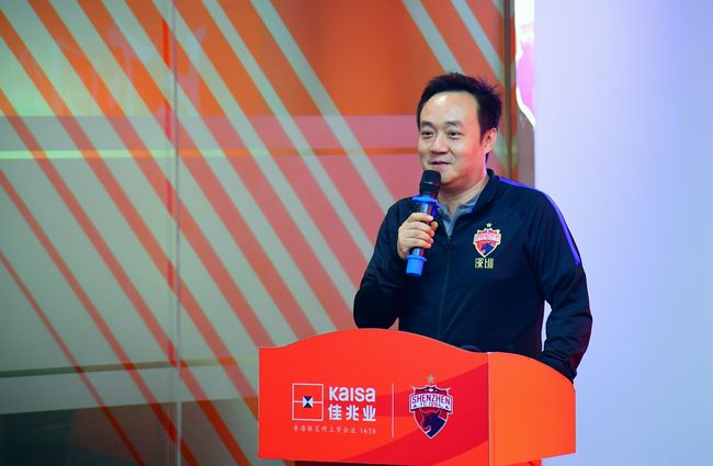 在这些工作完成后国米在转会市场上还会给小因扎吉带来一个礼物：布坎南，他可以填补受伤的夸德拉多在右路留下的空缺。